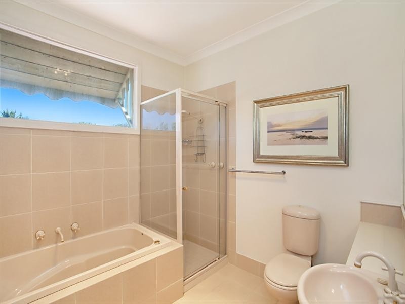 8 Nepean Highway, Aspendale VIC 3195
