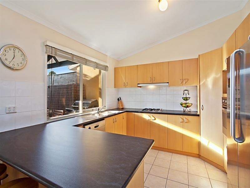 3 Warren Road, Mordialloc VIC 3195