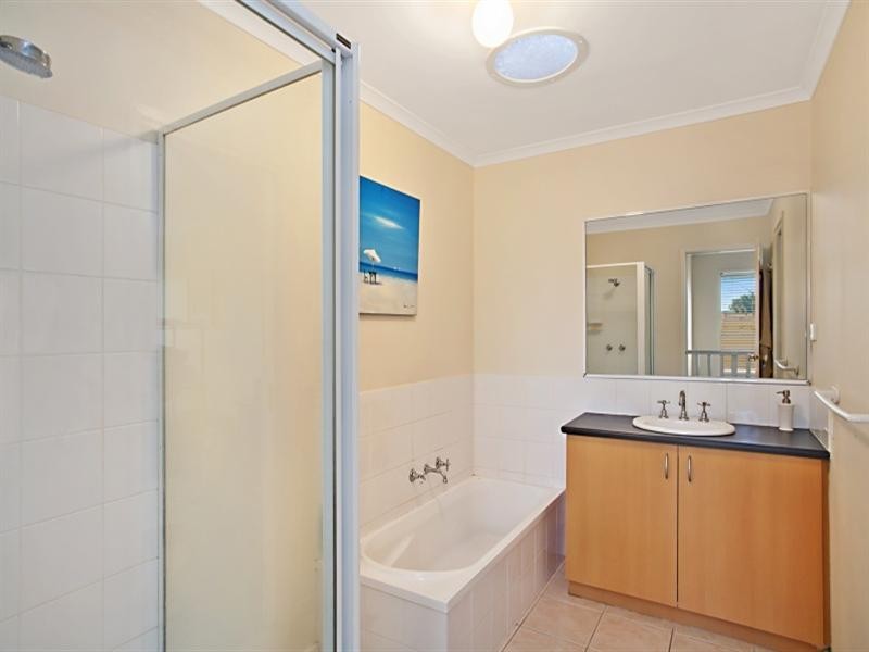 3 Warren Road, Mordialloc VIC 3195
