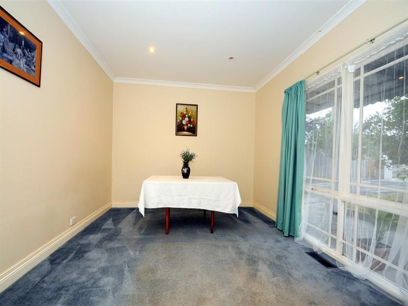 8 Lewellin Grove, Carrum VIC 3197