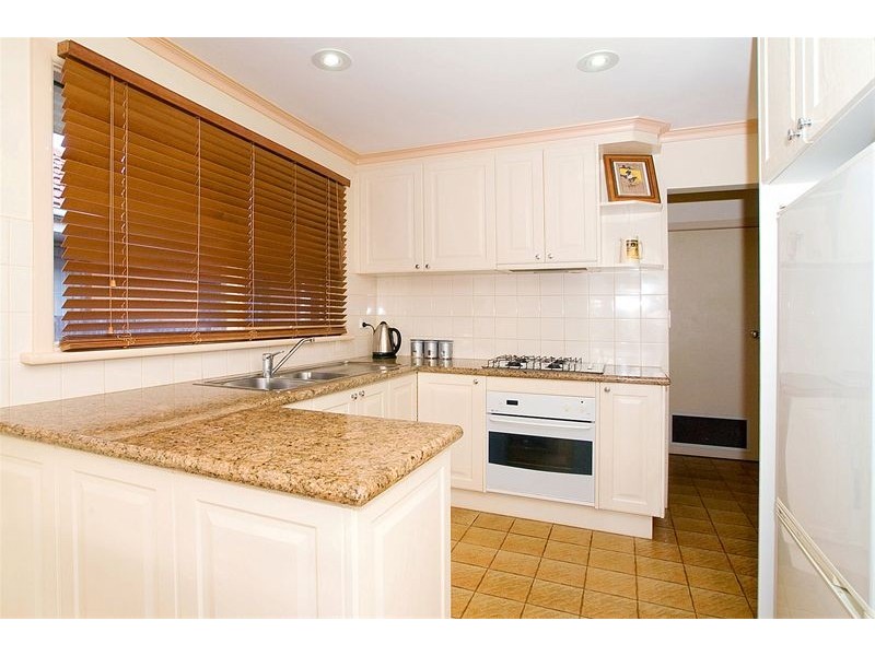 35 McSwain Street, Parkdale VIC 3195