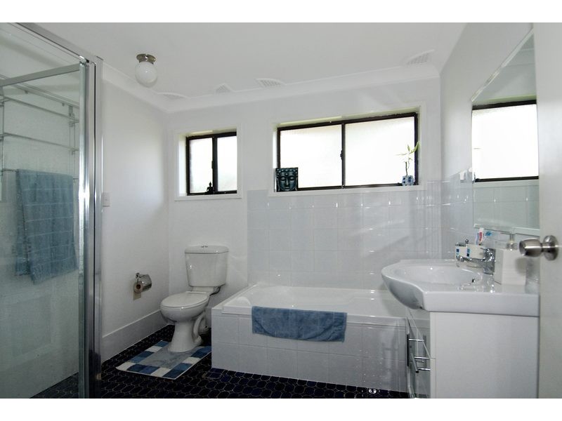 44 Kiarama Avenue, Kiama Downs NSW 2533