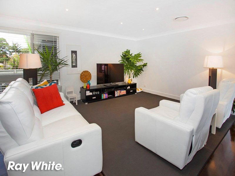 8 Hillview Circuit, Kiama NSW 2533