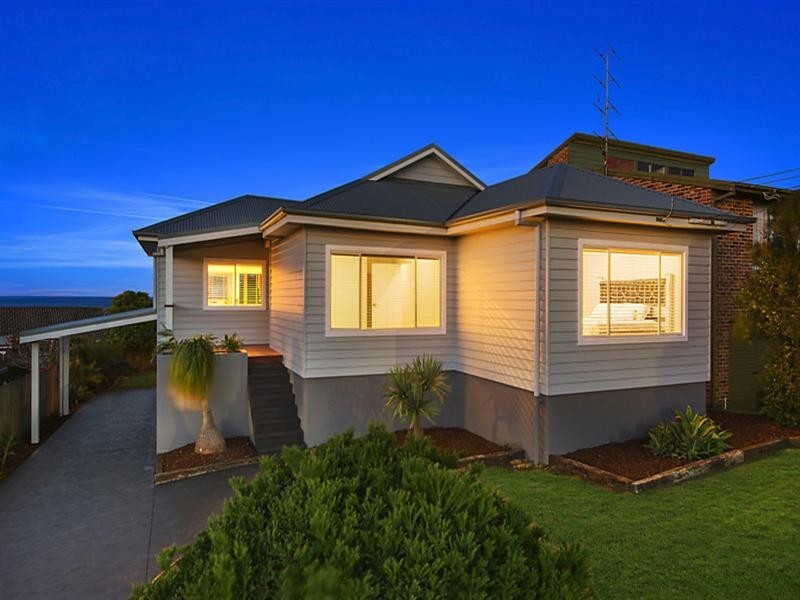 6 Bass Street, Kiama Downs NSW 2533