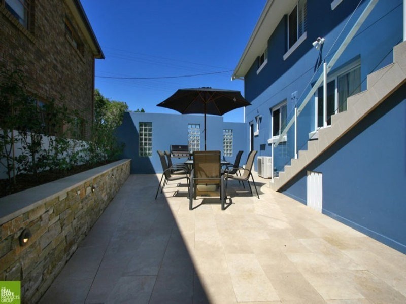 35 Bonaira Street, Kiama NSW 2533