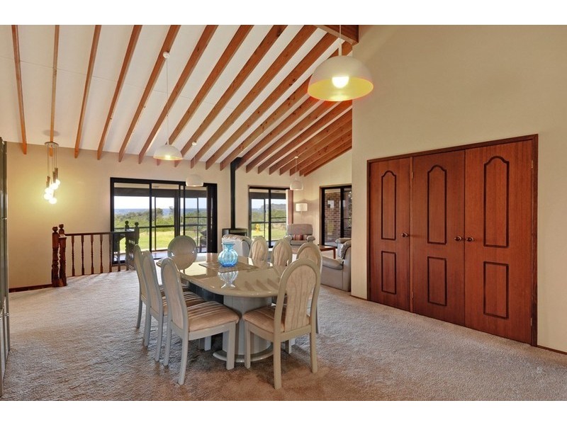 135 North Kiama Drive, Kiama Downs NSW 2533