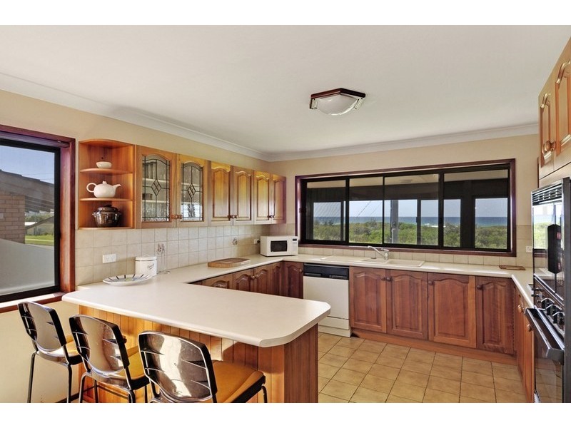 135 North Kiama Drive, Kiama Downs NSW 2533