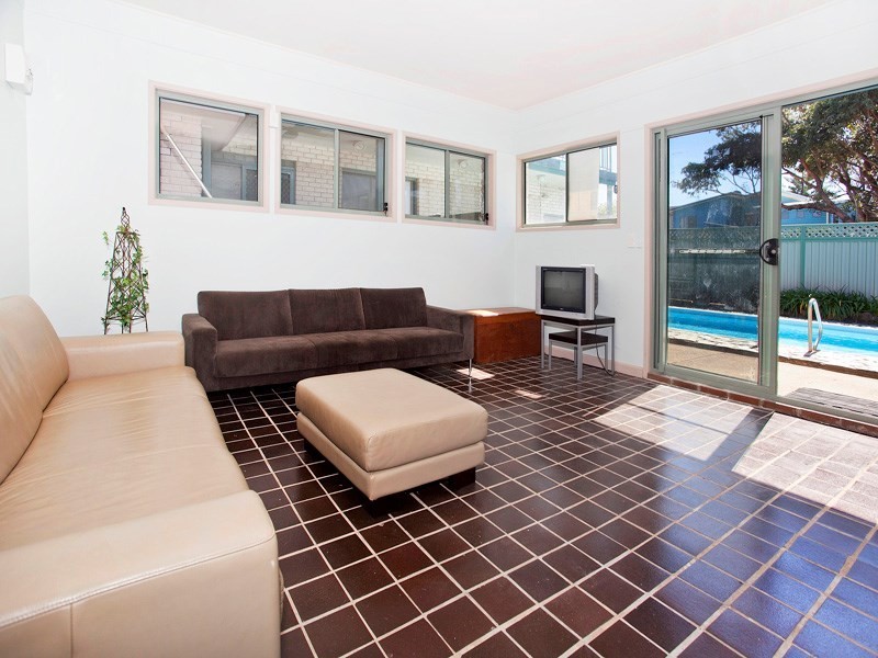 24 Kurrawa Avenue, Kiama Downs NSW 2533