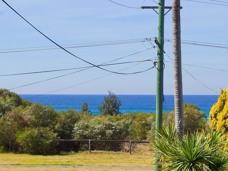 24 Kurrawa Avenue, Kiama Downs NSW 2533