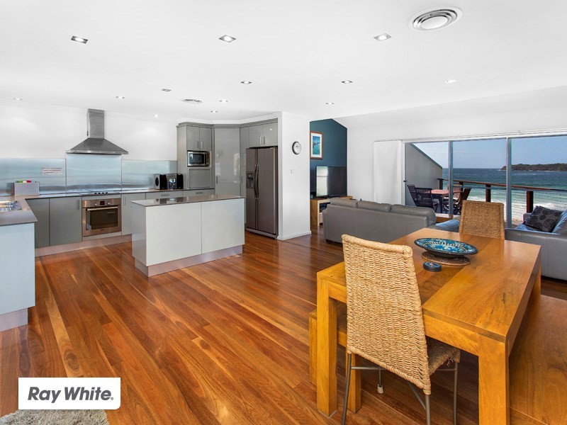 52 Johnson Street, Kiama Downs NSW 2533