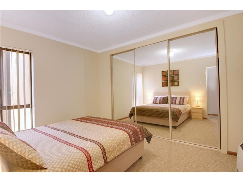 1/33 Tingira Crescent, Kiama NSW 2533