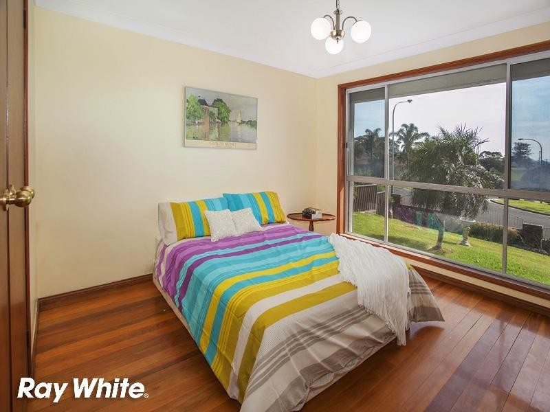 82 Barton Drive, Kiama Downs NSW 2533