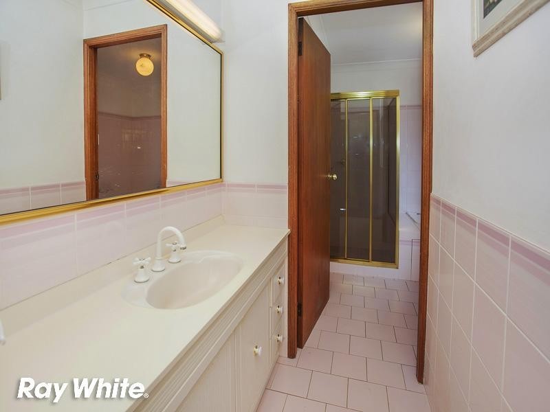 82 Barton Drive, Kiama Downs NSW 2533