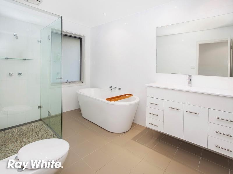 125 North Kiama Drive, Kiama Downs NSW 2533