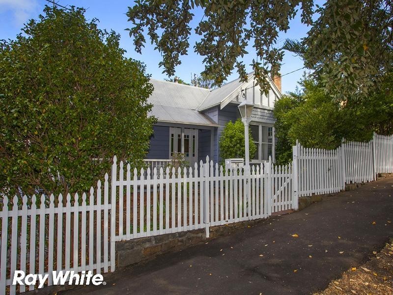 74 Shoalhaven Street, Kiama NSW 2533