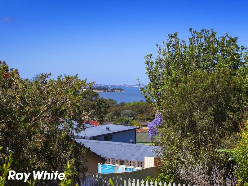 18 Willandra Place, Koonawarra NSW 2530