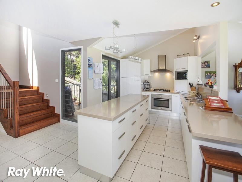 36 Anembo Crescent, Kiama Heights NSW 2533