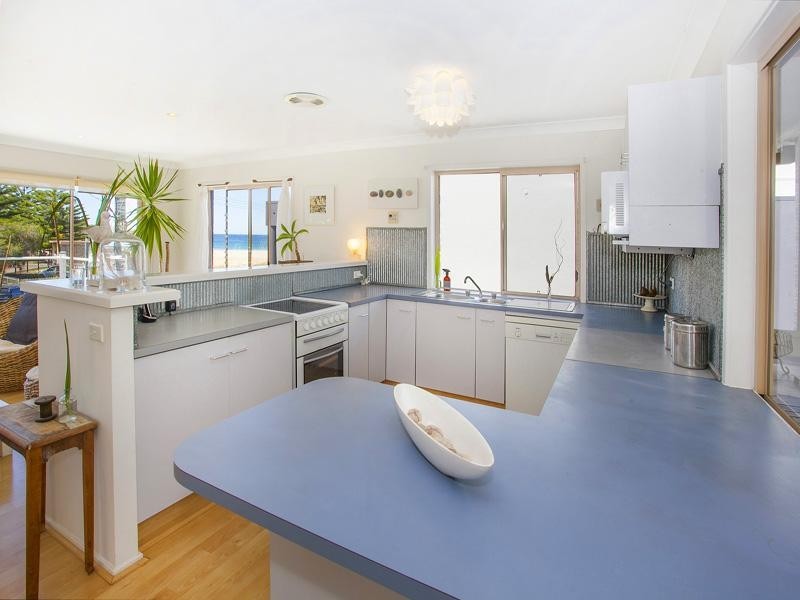 14 Barney Street, Kiama NSW 2533