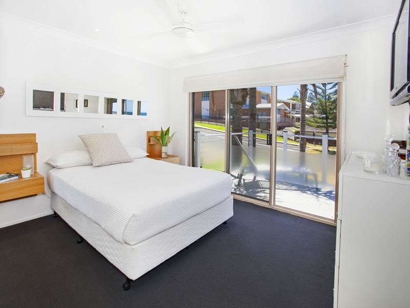 14 Barney Street, Kiama NSW 2533