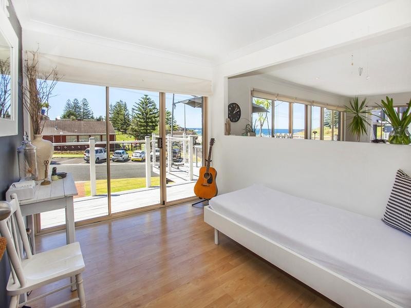 14 Barney Street, Kiama NSW 2533