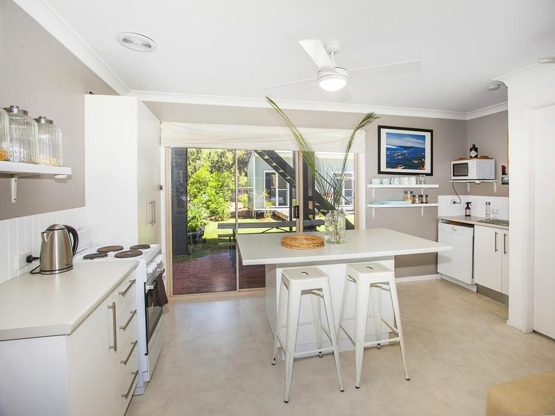 14 Barney Street, Kiama NSW 2533