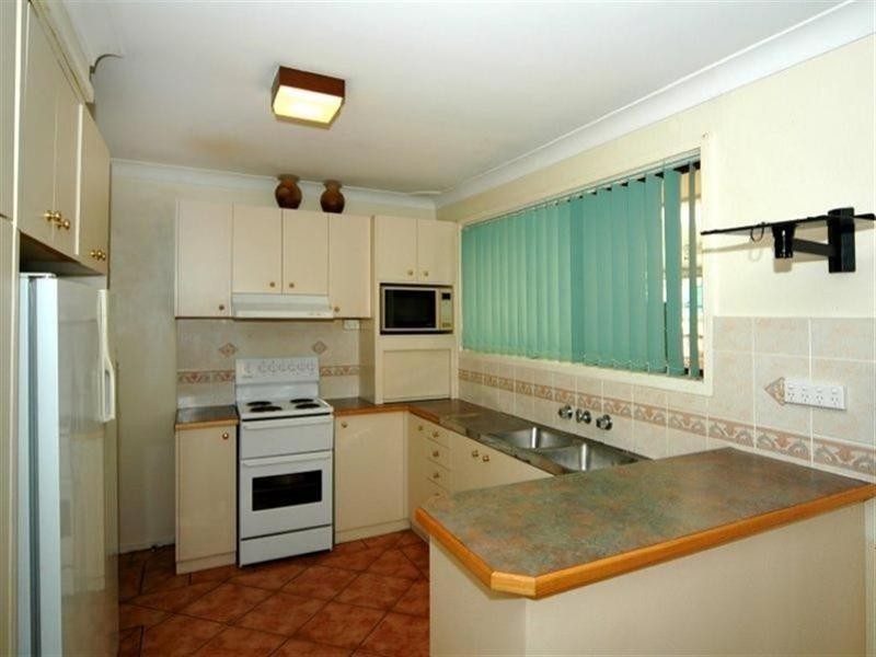 7 Porter Avenue, Mount Warrigal NSW 2528