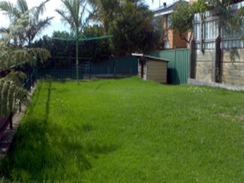 7 Porter Avenue, Mount Warrigal NSW 2528