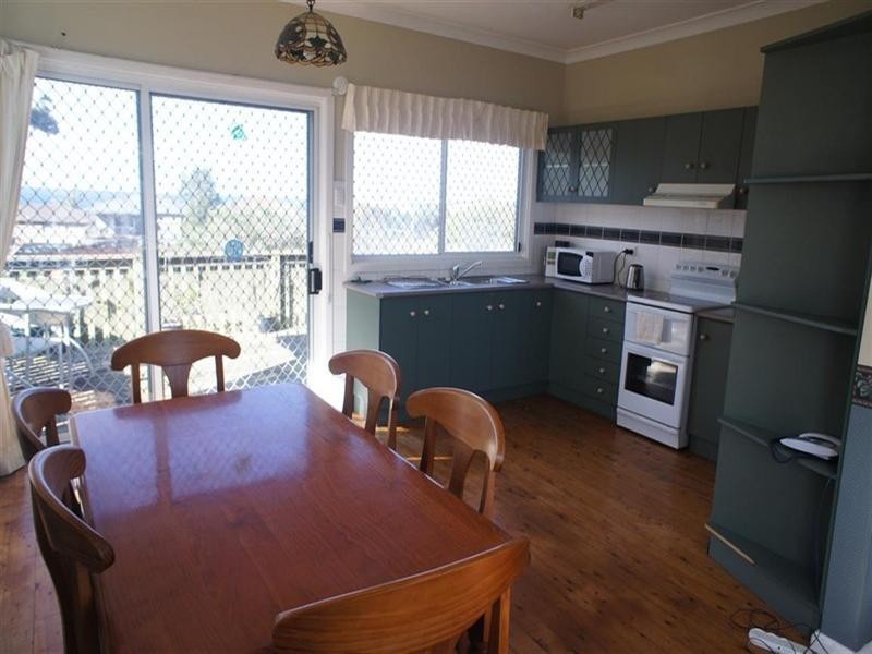 18 Gibraltar Avenue, Kiama Downs NSW 2533