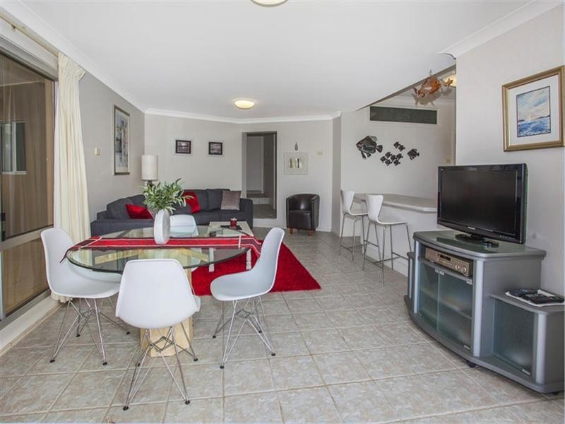 2/7 Gwinganna Avenue, Kiama NSW 2533