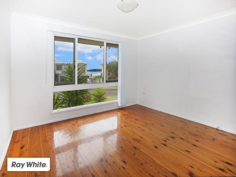 1 Holt Street, Kiama Downs NSW 2533