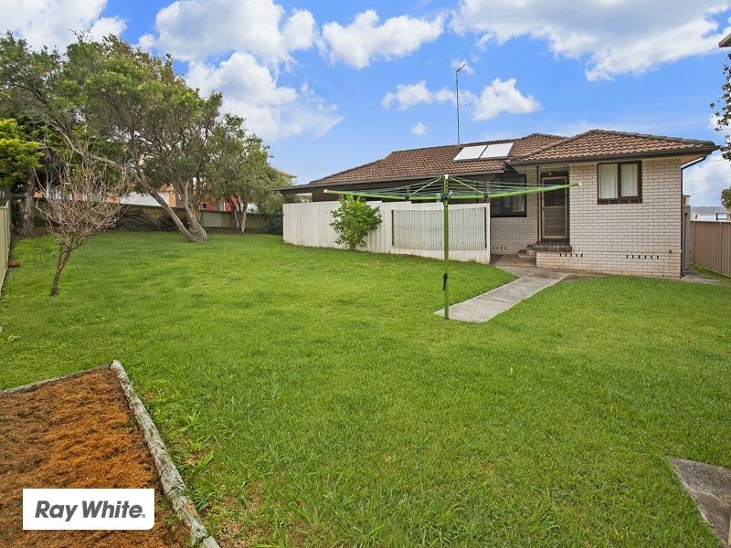 1 Holt Street, Kiama Downs NSW 2533