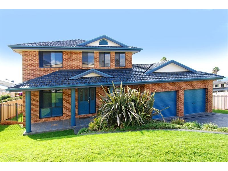 9 Price Avenue, Kiama NSW 2533