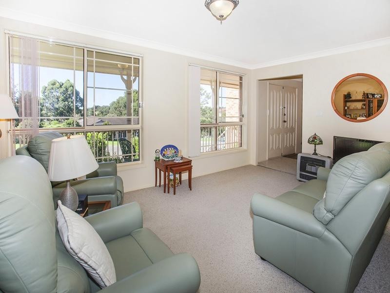 10 Newing Circuit, Kiama Downs NSW 2533