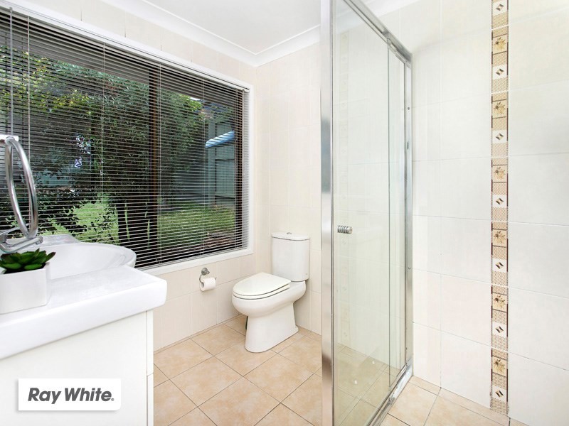 27 Barton Drive, Kiama Downs NSW 2533