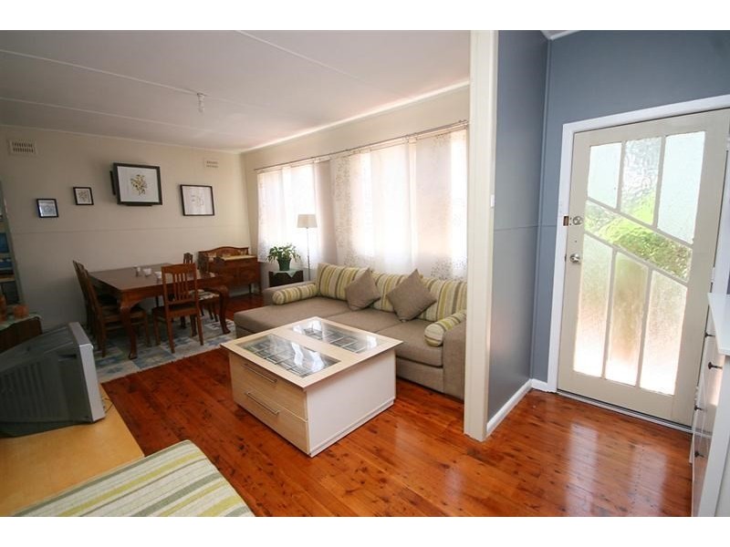 8 Marks Street, Kiama NSW 2533