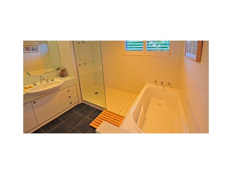 120 Charles Avenue, Minnamurra NSW 2533