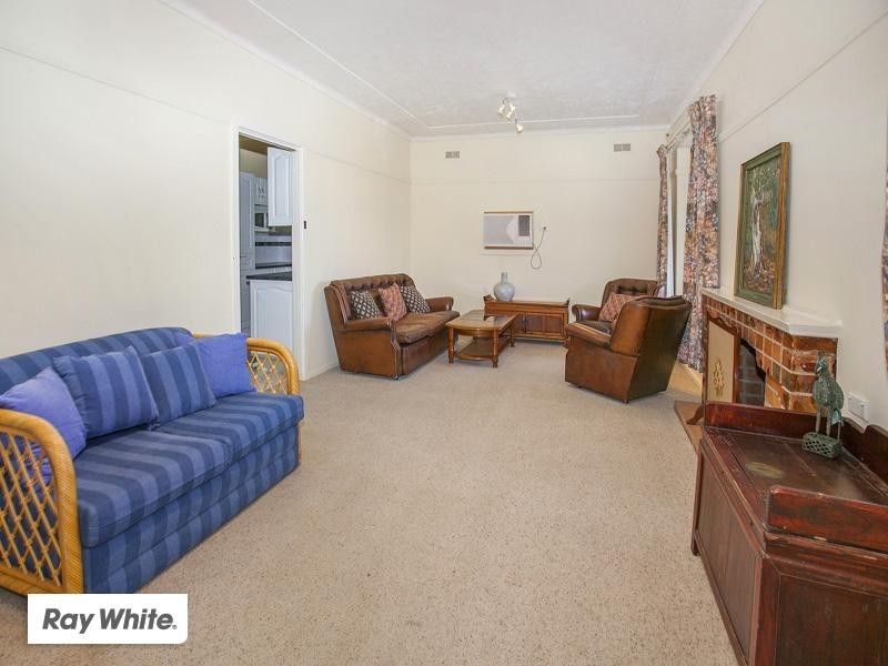 48 Barnes Street, Berkeley NSW 2506