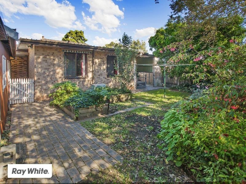 48 Barnes Street, Berkeley NSW 2506