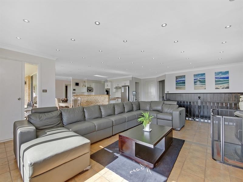 2a David Smith Place, Kiama NSW 2533