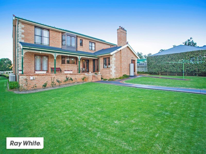 79 Churchill Street, Jamberoo NSW 2533