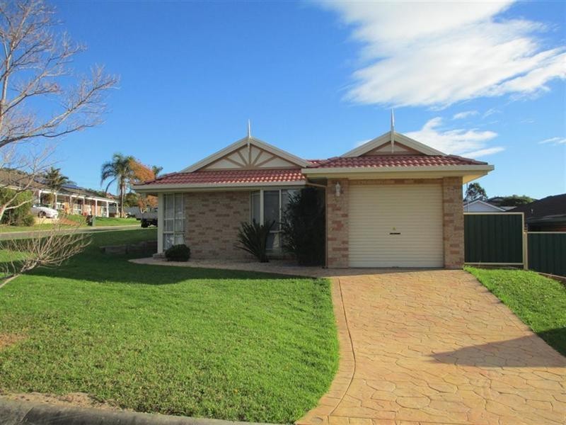 10 Tully Crescent, Albion Park NSW 2527