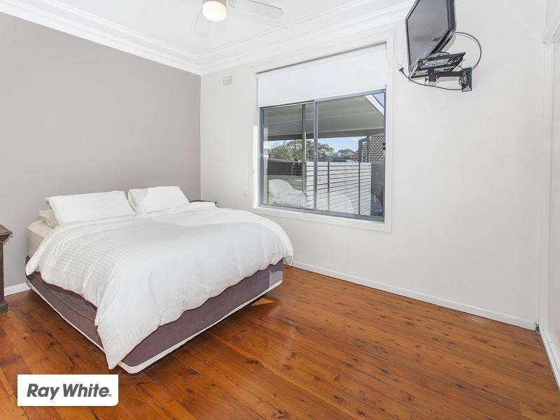 128 Riverside Drive, Kiama Downs NSW 2533