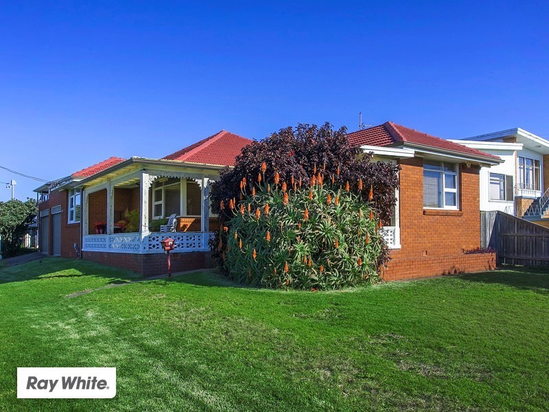 10 Gwinganna Avenue, Kiama NSW 2533