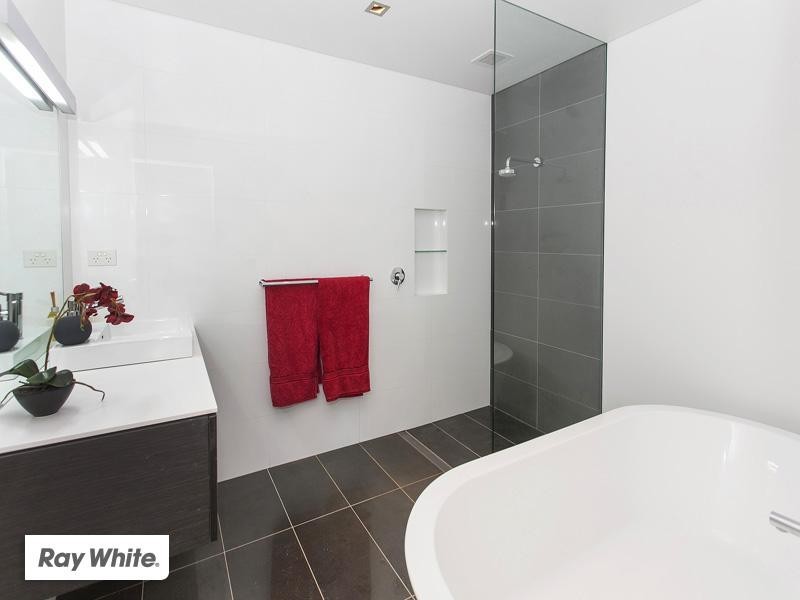 12 Iluka Crescent, Kiama Downs NSW 2533