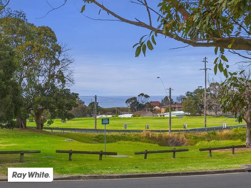 36 Hollings Drive, Kiama Downs NSW 2533