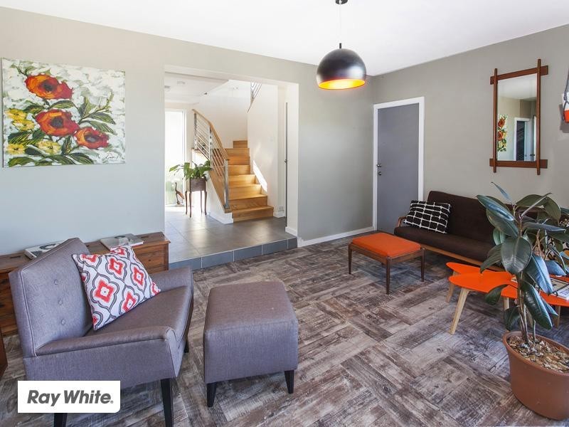 18 Anembo Crescent, Kiama Heights NSW 2533