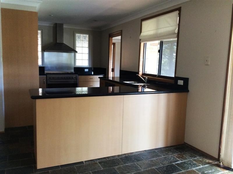 12 Weston Place, Kiama NSW 2533