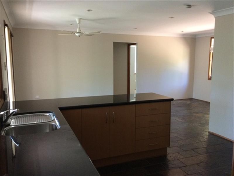 12 Weston Place, Kiama NSW 2533