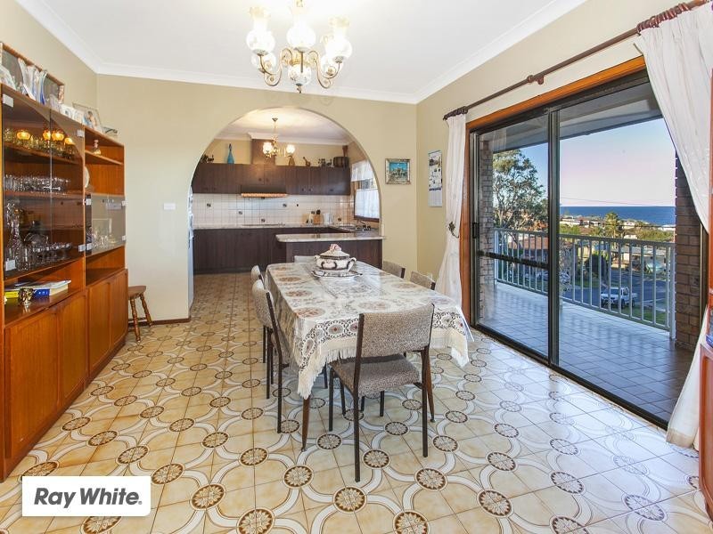 13 Clarke Street, Kiama Downs NSW 2533