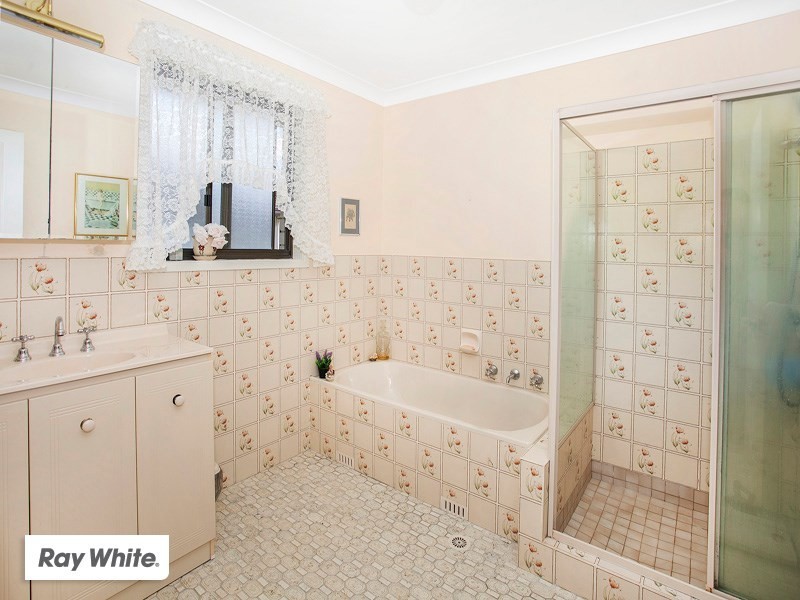 27 Bonaira Street, Kiama NSW 2533